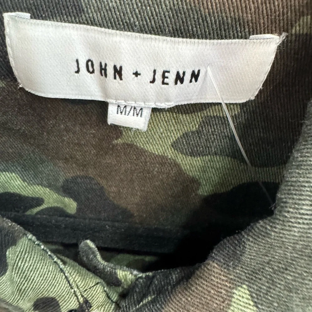 JOHN + JOHN M Green Camouflage Button-Up Jacket Crystal Skull Size M
